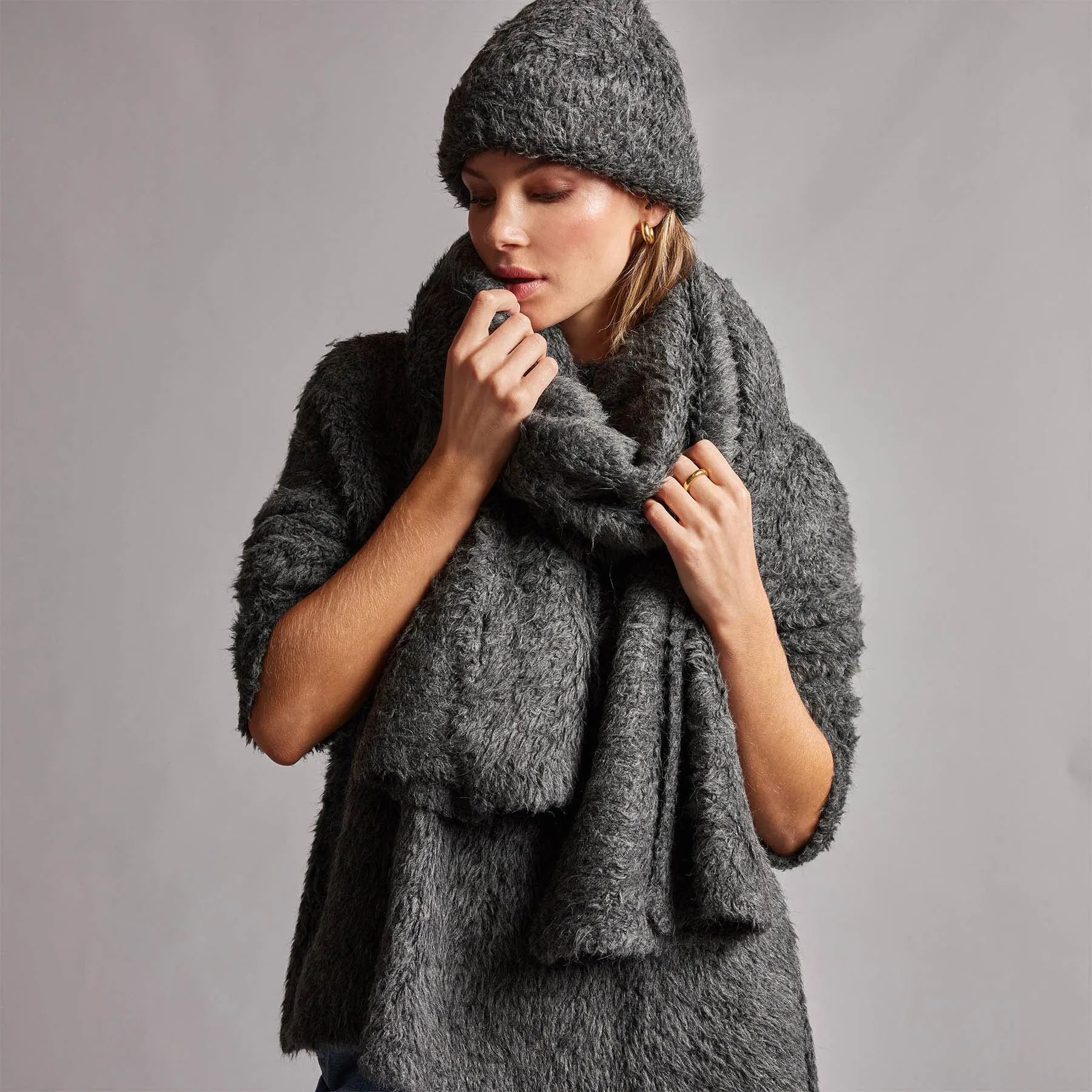 Wool Blend Sherpa Scarf - Anthracite